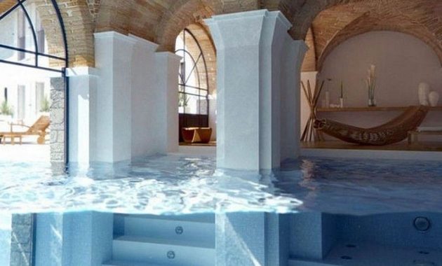 Lovely Small Indoor Pool Design Ideas 24