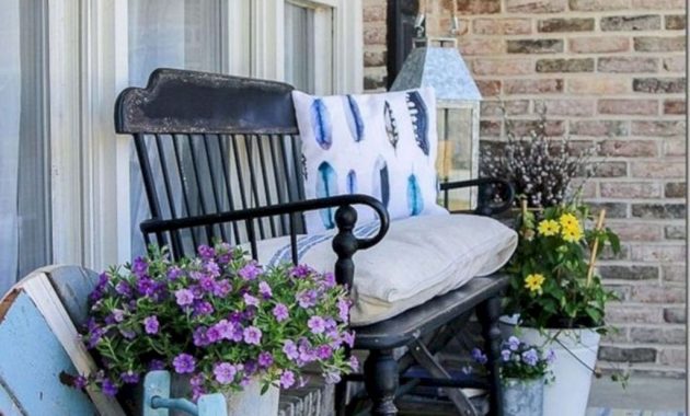 The Best Front Porch Ideas For Summer Decorating 06
