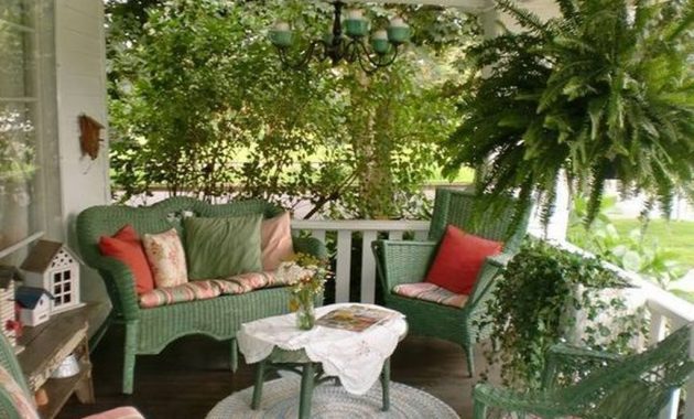 The Best Front Porch Ideas For Summer Decorating 08