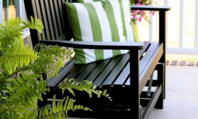 The Best Front Porch Ideas For Summer Decorating 11