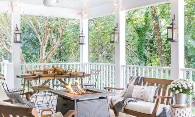 The Best Front Porch Ideas For Summer Decorating 18