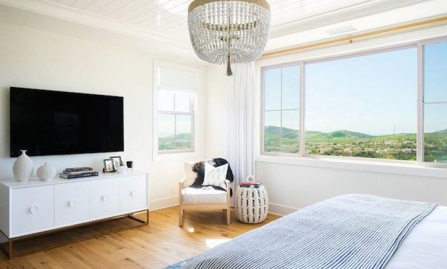 Wonderful Modern Coastal Bedroom Decoration Ideas 01