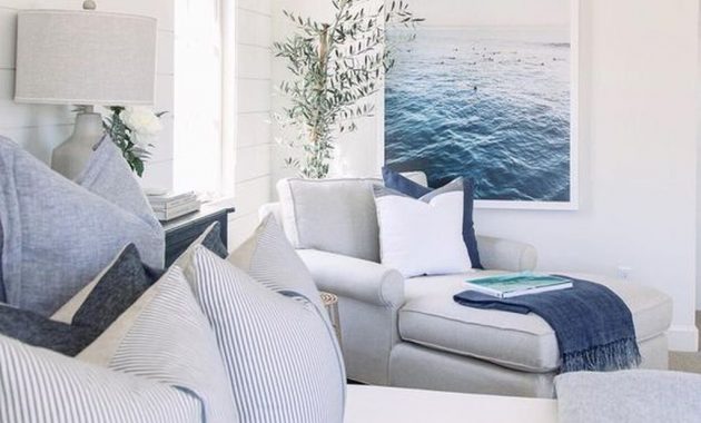 Wonderful Modern Coastal Bedroom Decoration Ideas 16