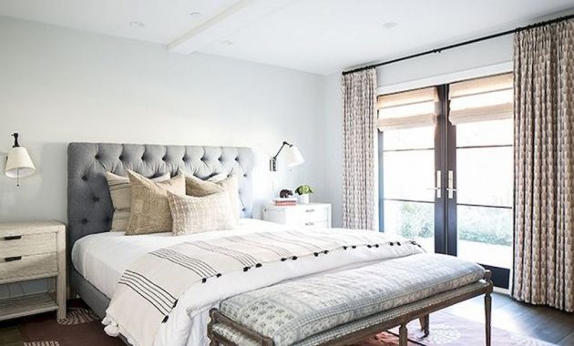 Wonderful Modern Coastal Bedroom Decoration Ideas 31
