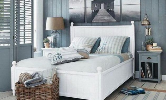 Wonderful Modern Coastal Bedroom Decoration Ideas 32