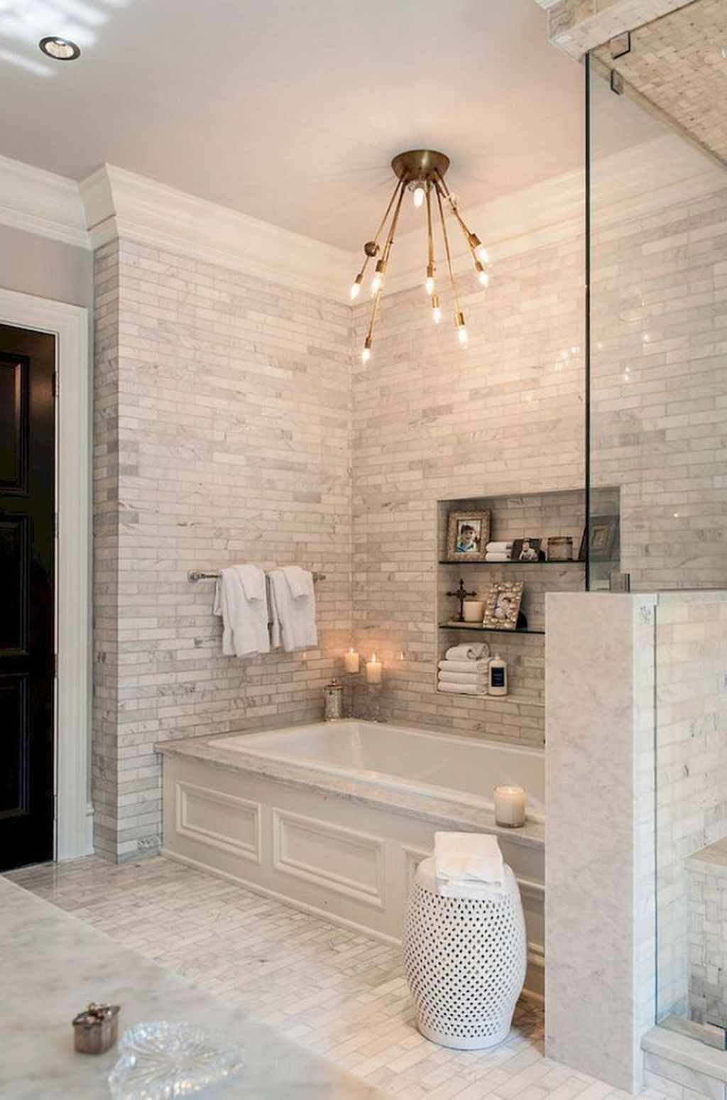 40 Beautiful Master Bathroom Design Ideas MAGZHOUSE