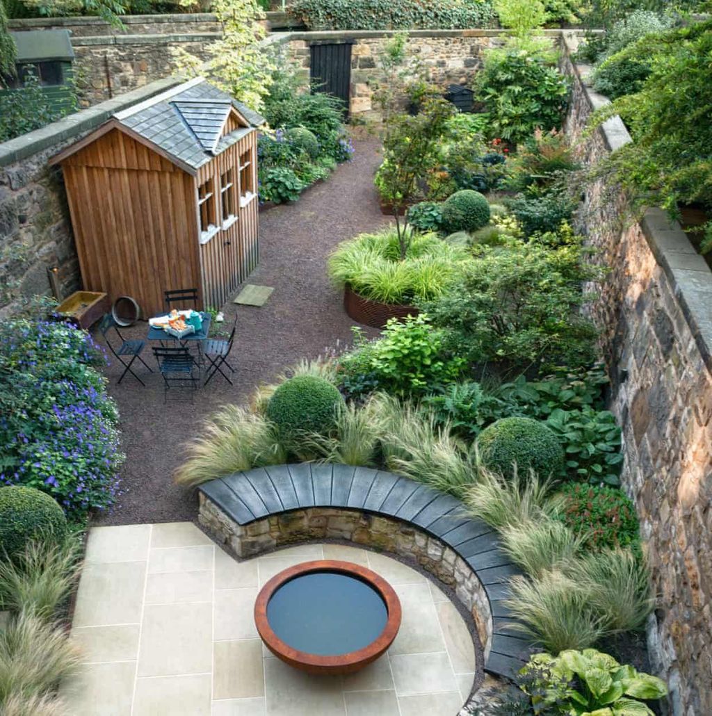 34-lovely-tropical-garden-design-ideas-magzhouse