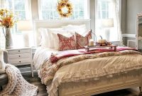 Nice Fall Bedroom Decor Ideas 13