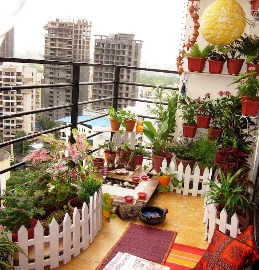 Stunning Apartment Garden Design Ideas 05