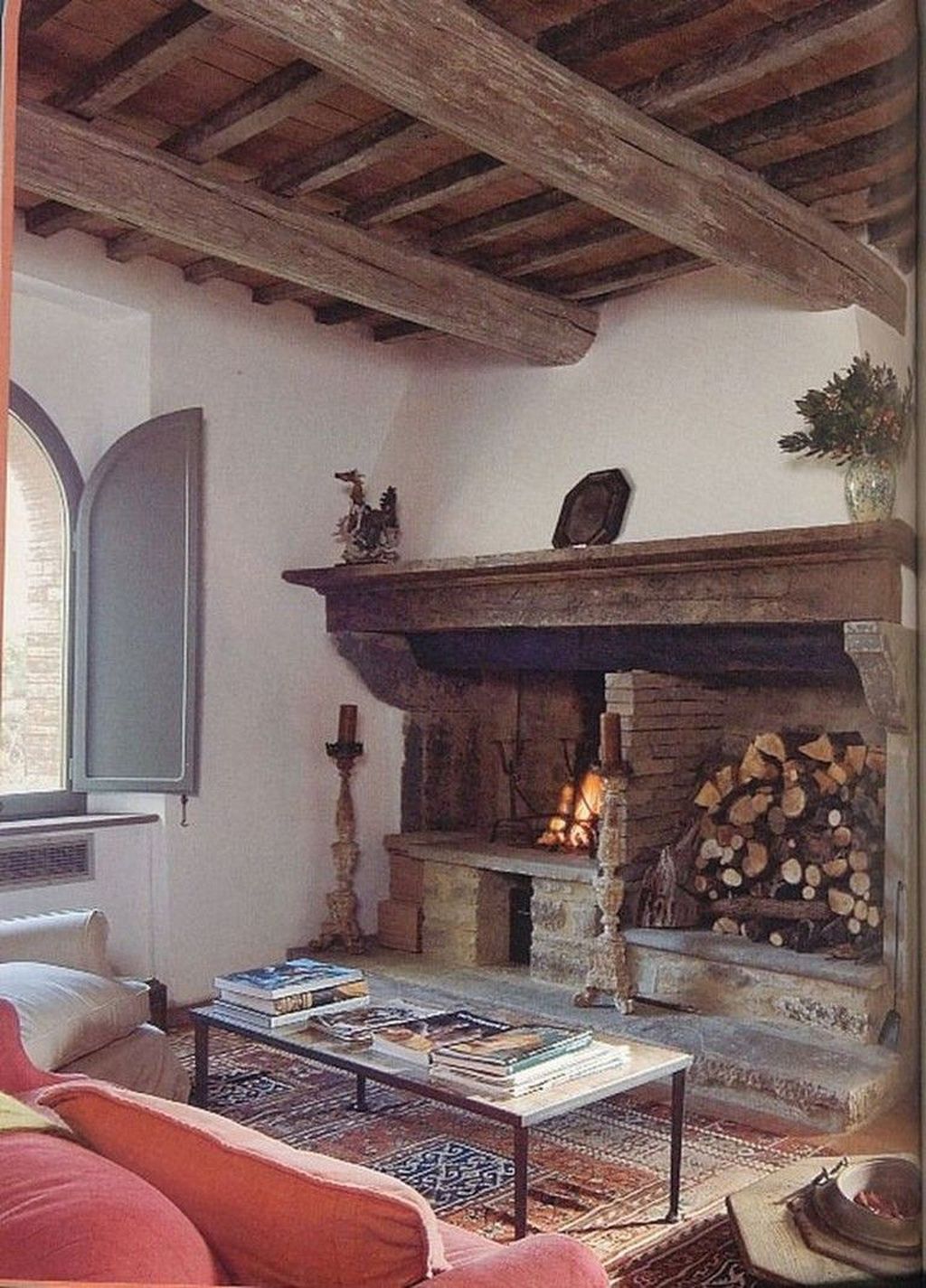 32 Stunning Italian Rustic Decor Ideas For Your Living Room - MAGZHOUSE