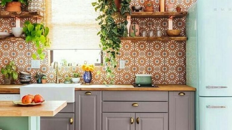 Wonderful Bohemian Chic Kitchen Decor Ideas 33
