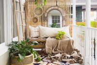 Beautiful Front Porch Decor Ideas With Bohemian Style 16