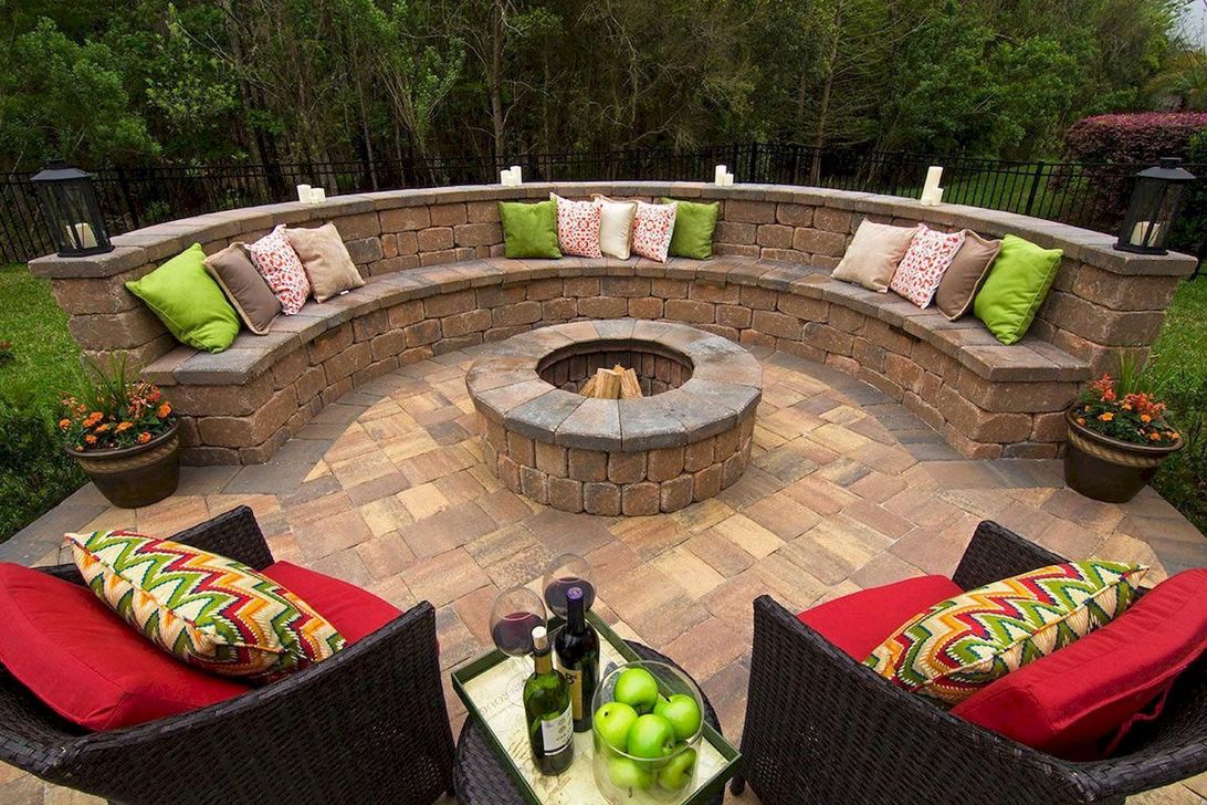 31 Fabulous Stone Fire Pit Design And Decor Ideas - MAGZHOUSE