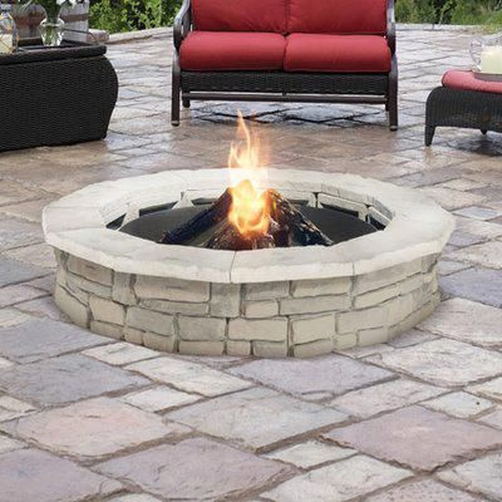 31 Fabulous Stone Fire Pit Design And Decor Ideas - MAGZHOUSE