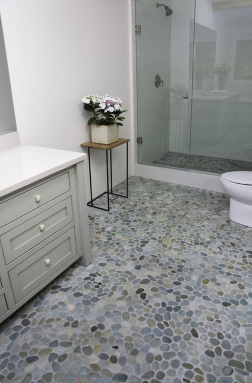 The Best Stone Tile Bathroom Ideas To Decorate Your Bathroom 03 MAGZHOUSE