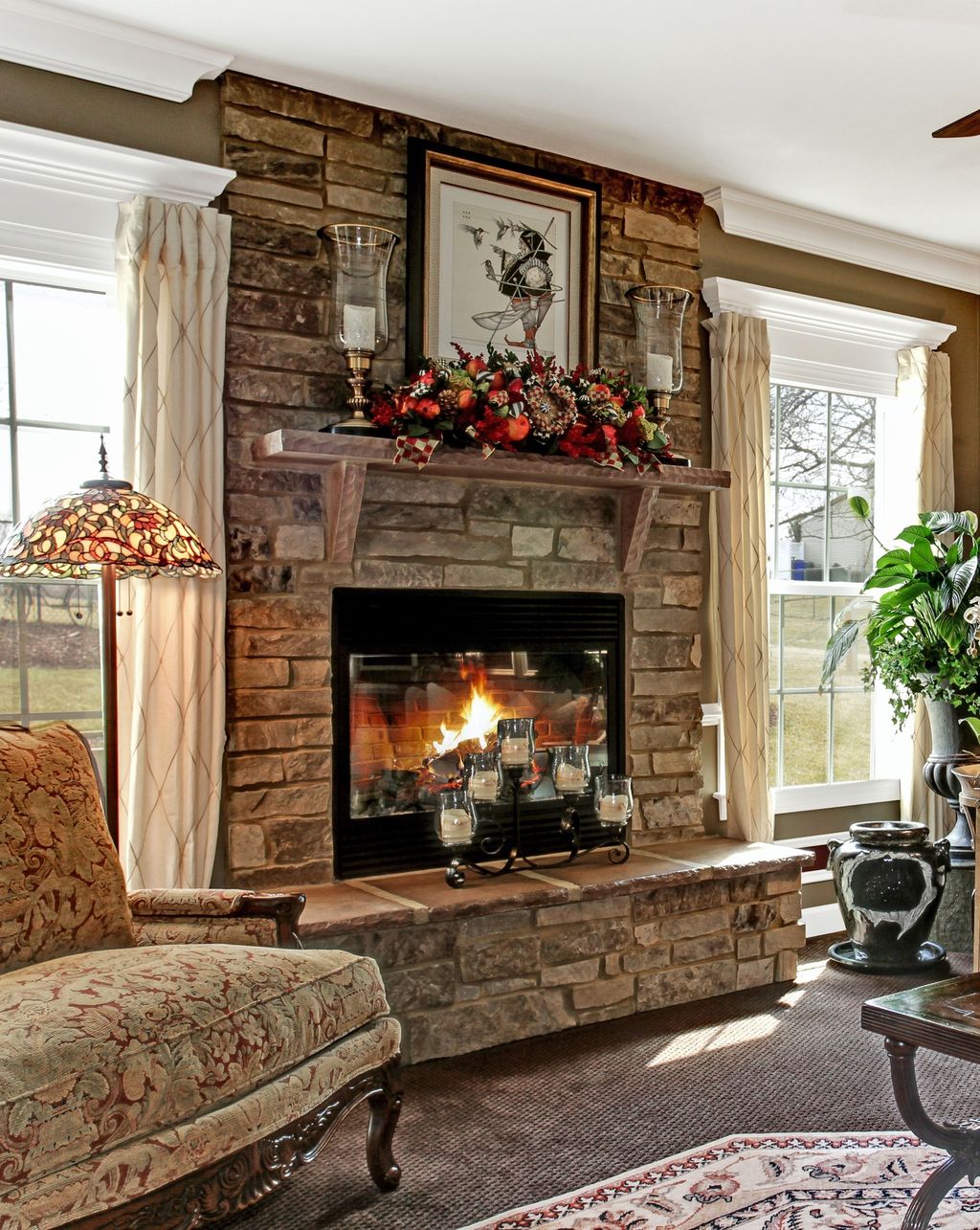 Awesome Living Room Design Ideas With Fireplace 08 - MAGZHOUSE