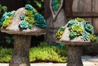 Beautiful Outdoor Succulent Planter Ideas 30
