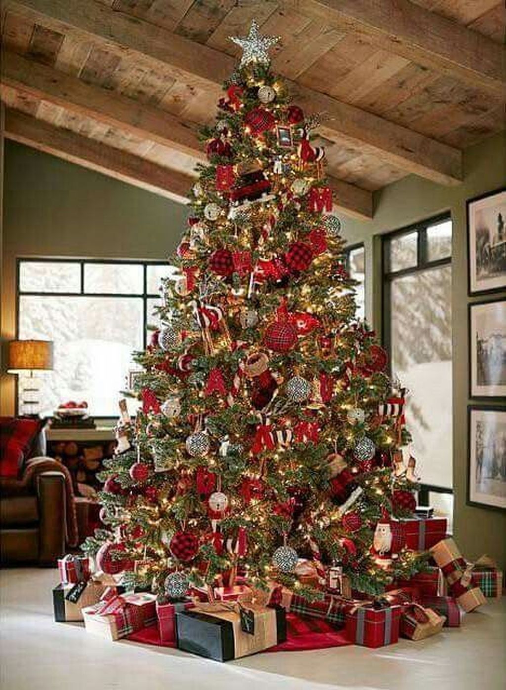 32 Gorgeous Christmas Home Decor Ideas  MAGZHOUSE