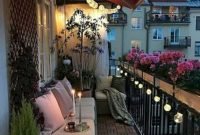 Lovely Small Apartment Balcony Design And Decor Ideas 14
