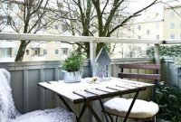 Stunning Apartment Balcony Decor Ideas For This Winter 26