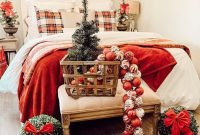 Inspiring Bedroom Decoration Ideas With Christmas Tree 33