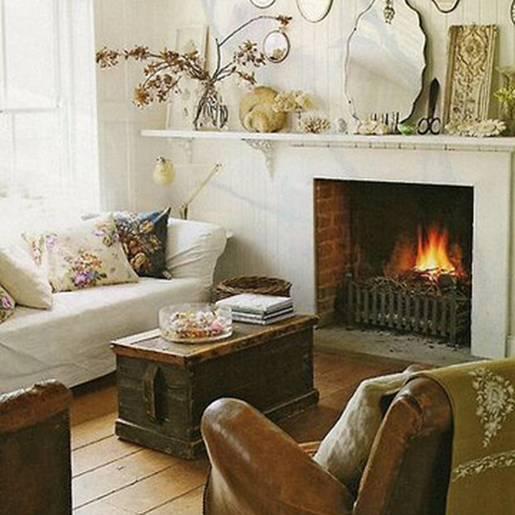 30 Amazing Small Cottage Interiors Decor Ideas - MAGZHOUSE