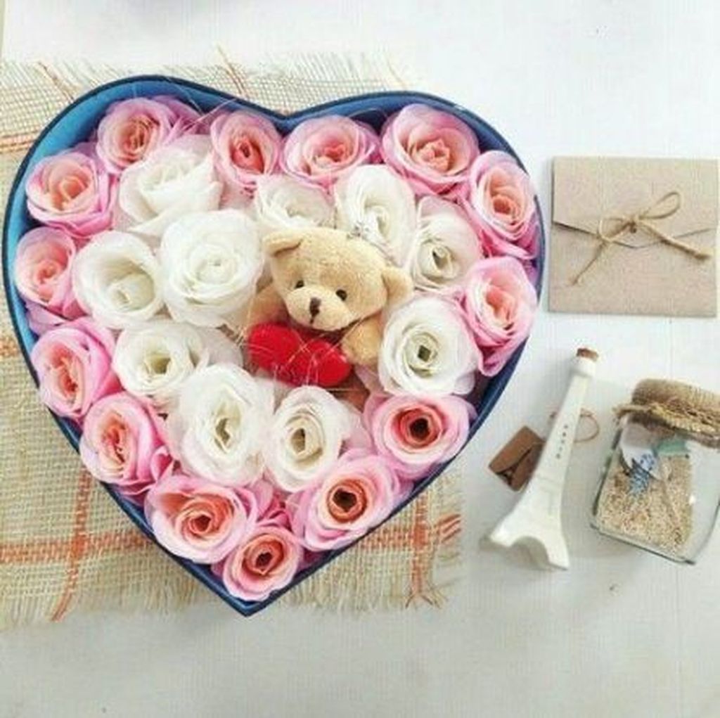 Beautiful Valentine Flower Arrangements That You Will Like 09