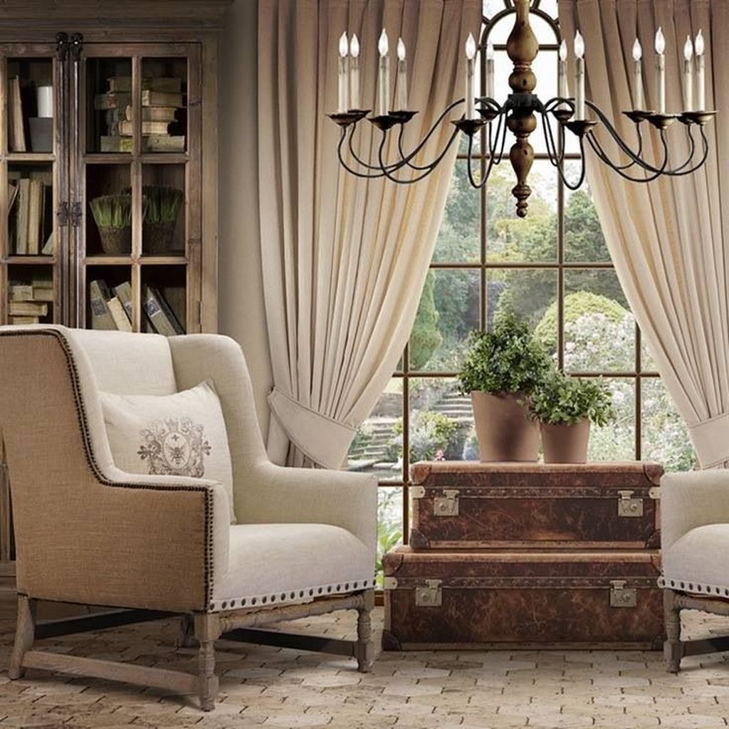 Popular French Country Living Room Decoration Ideas 11