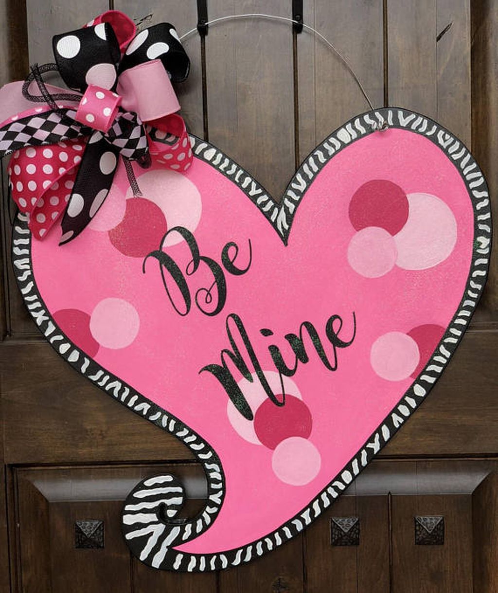 The Best Valentine Door Decorations 15 - MAGZHOUSE