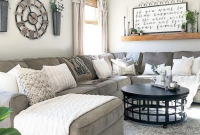 Gorgeous Farmhouse Style Decorating Ideas To Beautify Your Interior 24
