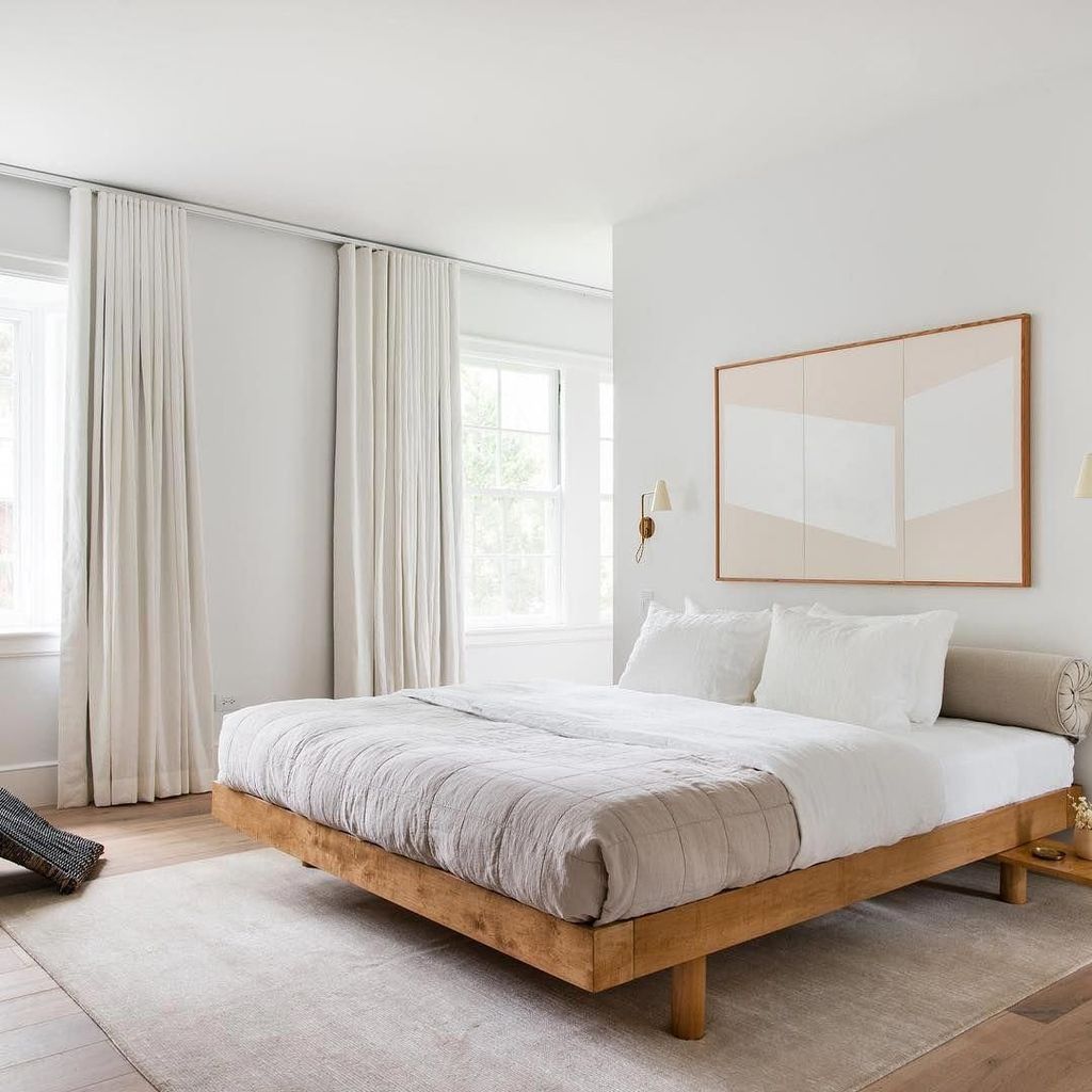 Fabulous White Bedroom Ideas To Make Your Sleep Comfortable 20