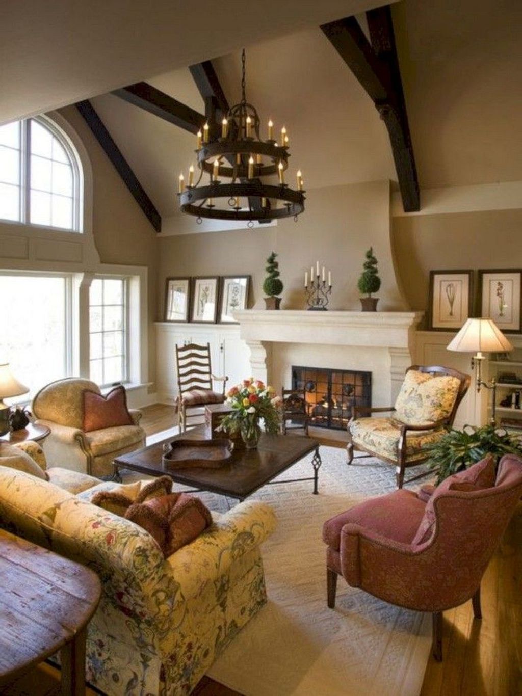 Fascinating Traditional Living Room Decor Ideas You Will Love 22 ...