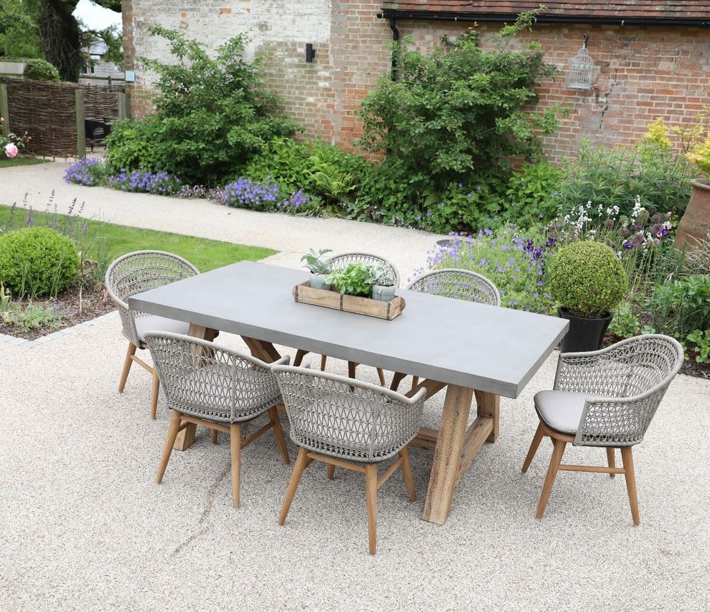 33 Inspiring Outdoor Dining Table Design Ideas MAGZHOUSE