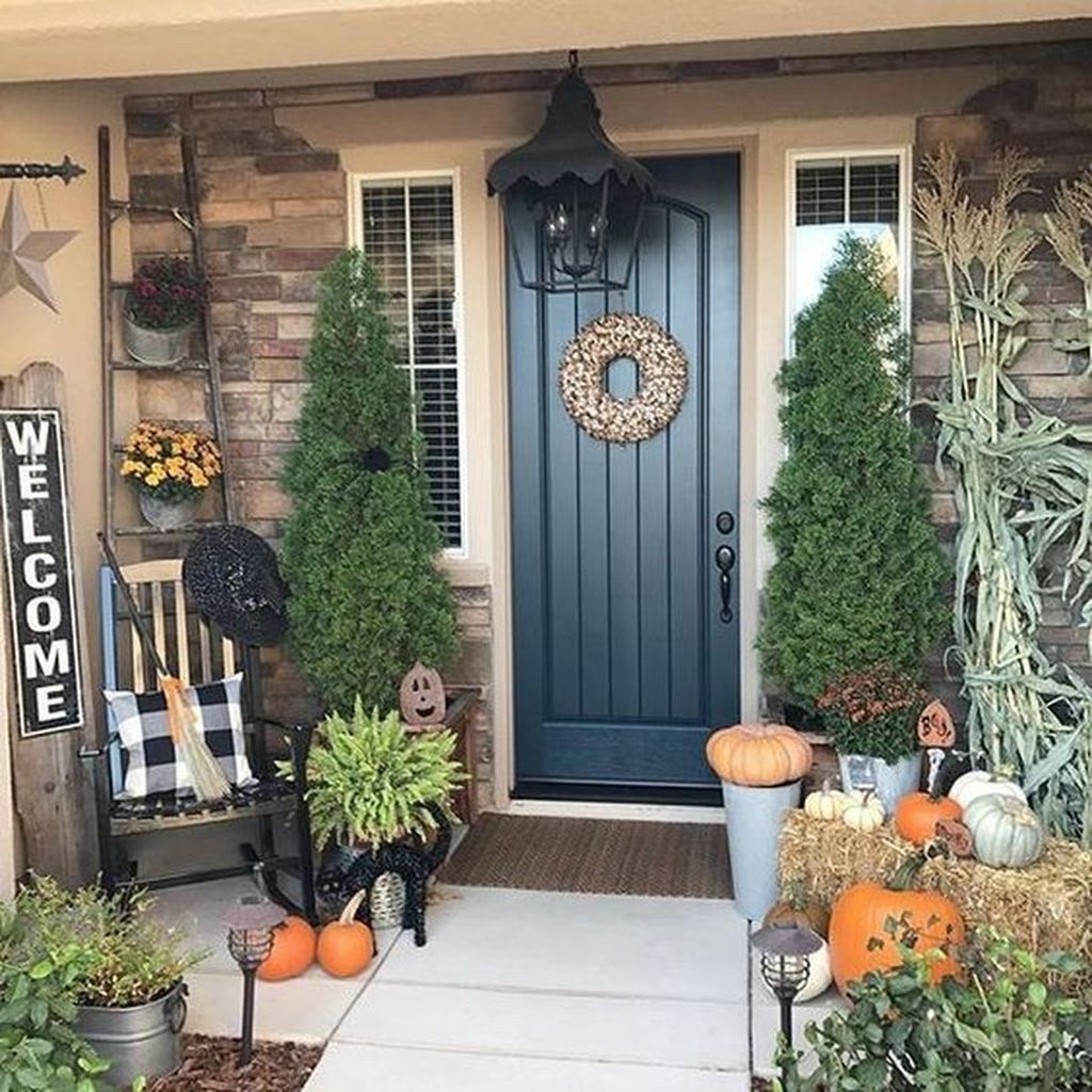 31 The Best Small Front Porch Ideas To Beautify Your Home - MAGZHOUSE