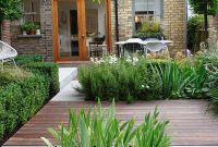 Amazing Contemporary Backyard Design Ideas 11