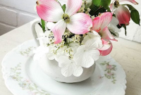 Beautiful Spring Floral Arrangements For Home Decoration 10