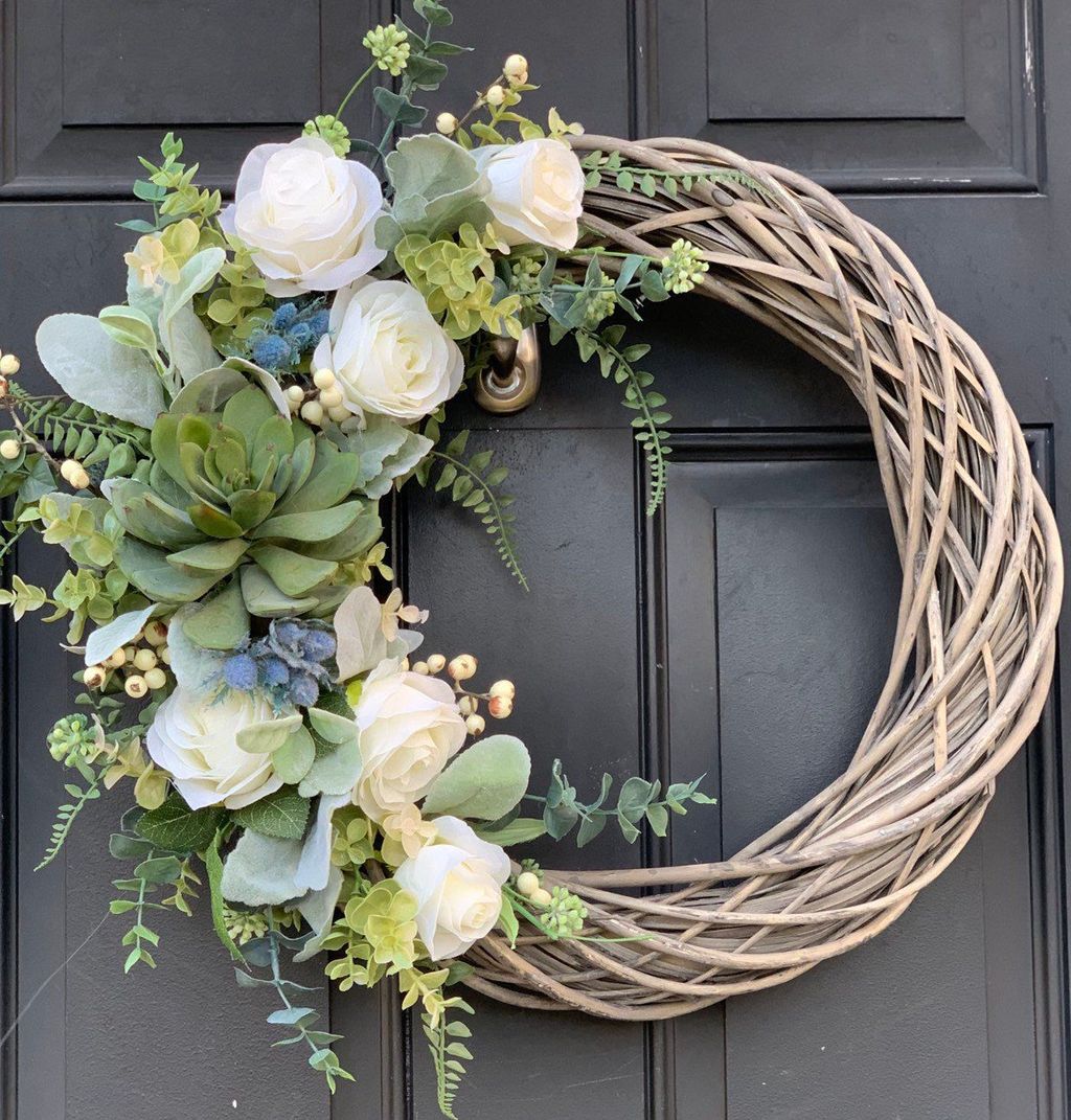 14 Spring Wreath Ideas for Your Front Door