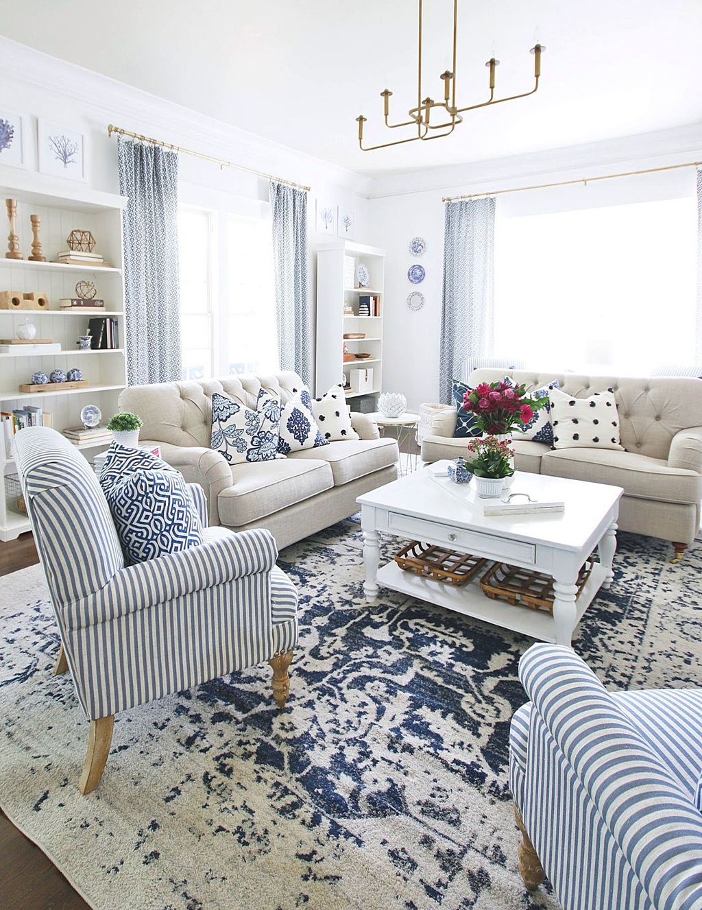 35 Beautiful Coastal Living Room Decor Ideas Best For This Summer ...