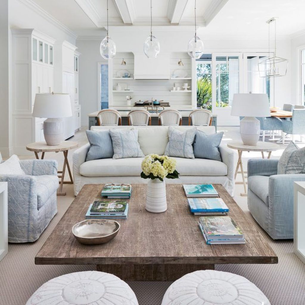 35 Beautiful Coastal Living Room Decor Ideas Best For This Summer