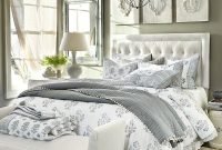White Bedroom Decor