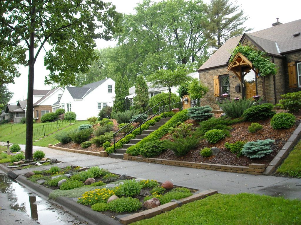 Sloping Front Yard Landscaping Ideas