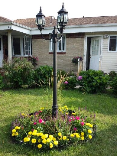 Front Yard Lamp Post