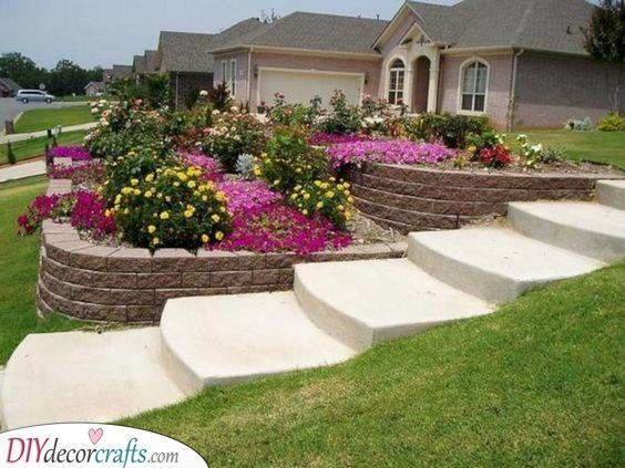 20 Sloped Front Yard Ideas On A Budget, Small Sloped Front Yard Landscaping Ideas