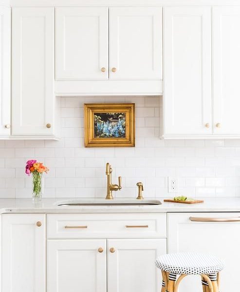 White Kitchen Gold Hardware