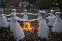 Outside Halloween Decoration Ideas