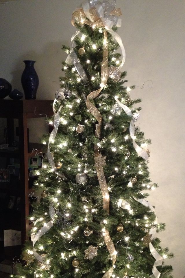 Cascading Ribbon On Christmas Tree