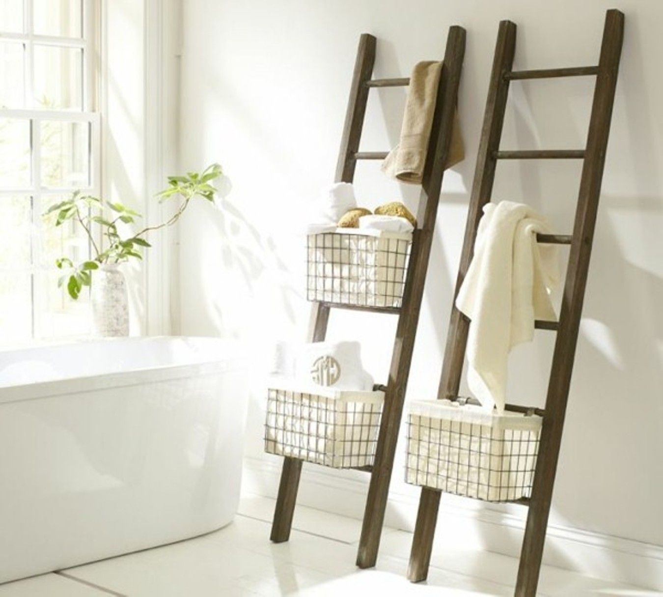 Bathroom Towel Ladder
